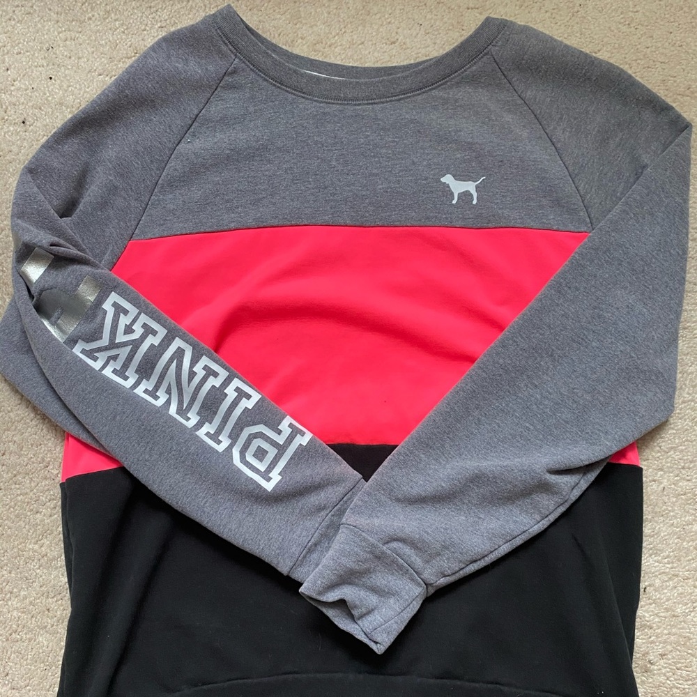VS PINK Sweatshirt